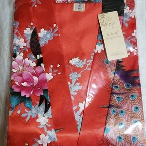 NWT- RED JAPANESE KIMONO ROBE